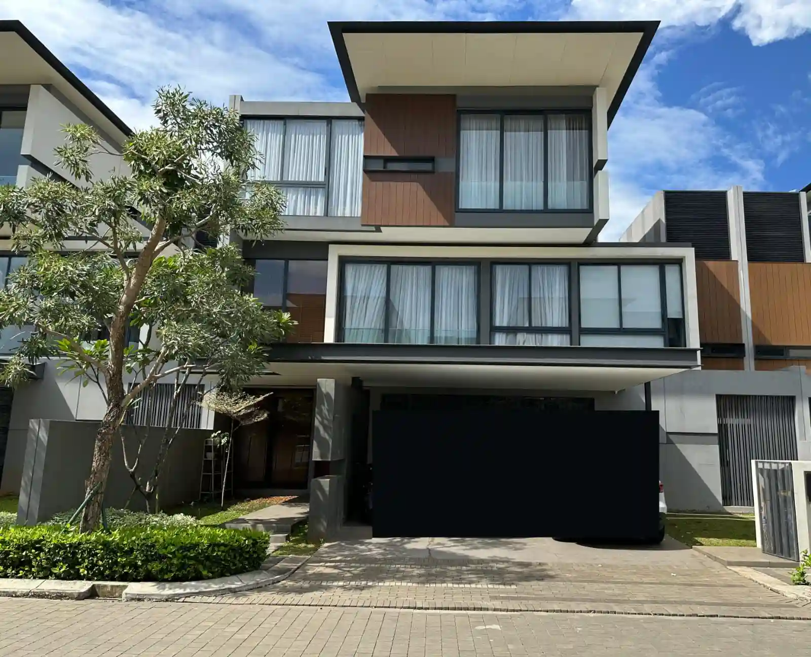 ‼️ Super Mewah Lyndon Navapark BSD City – Private Pool, Lift, Premium Living ‼️ preview