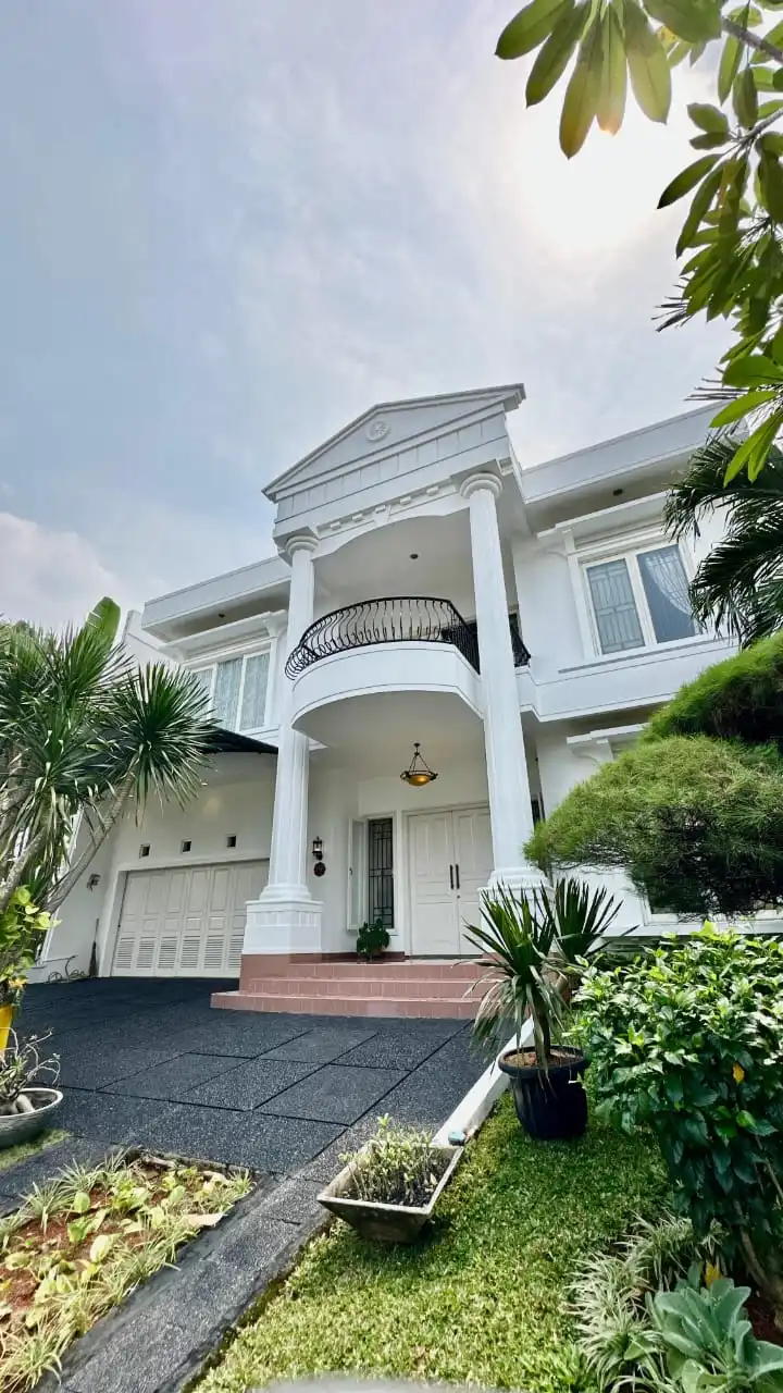 Turun Harga 2 M! Rumah Sutera Lavender Alam Sutera – LT 420 m², Carport & Garasi 4 Mobil galeri gambar