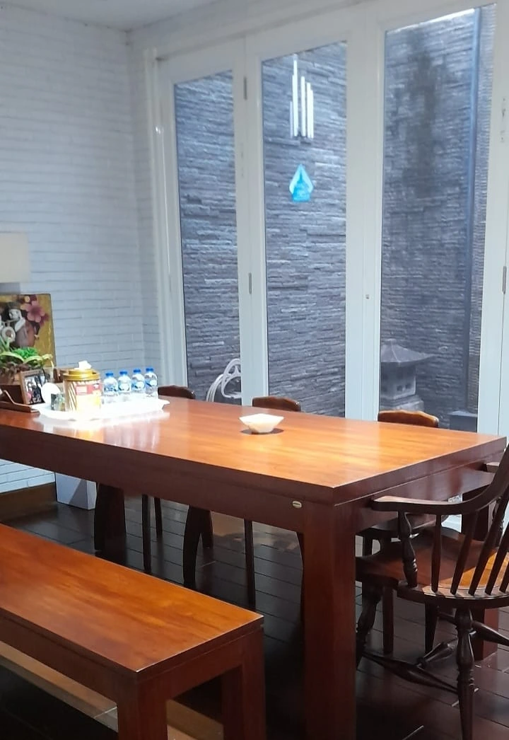 Rumah Cantik Full Furnish Aquamarine PHG – Samping Taman Fasum, Garasi + Carport galeri gambar