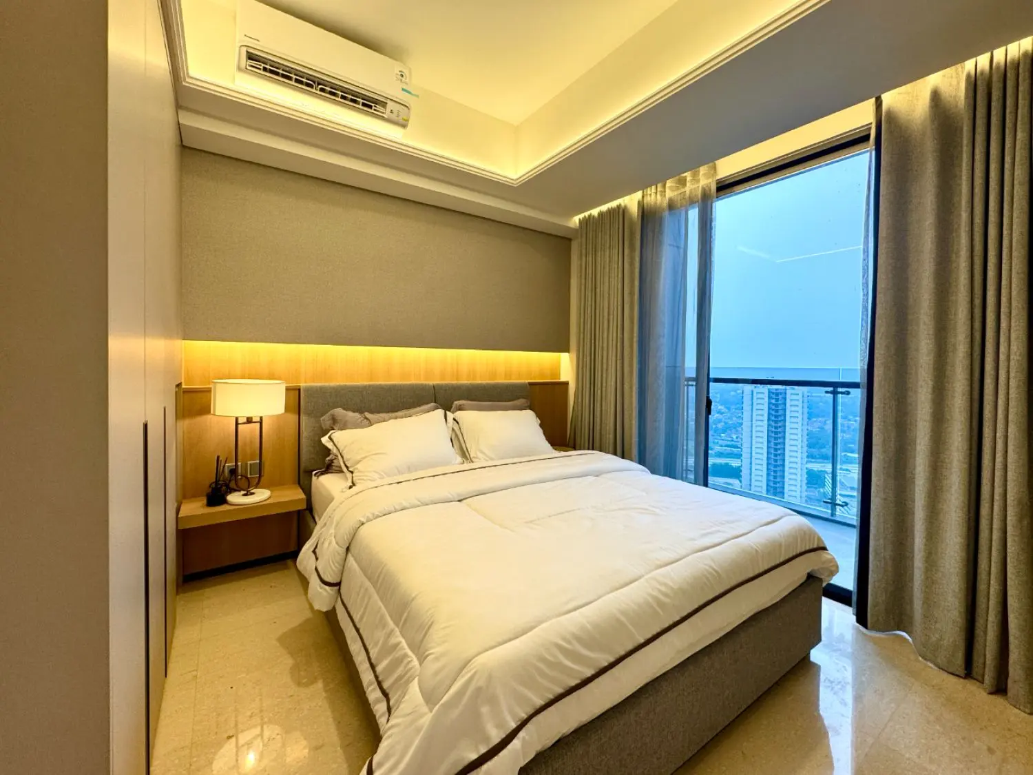 Upper West BSD City — Apartemen, Loft & SOHO Premium di CBD BSD Mulai Rp1,53 Miliar galeri gambar