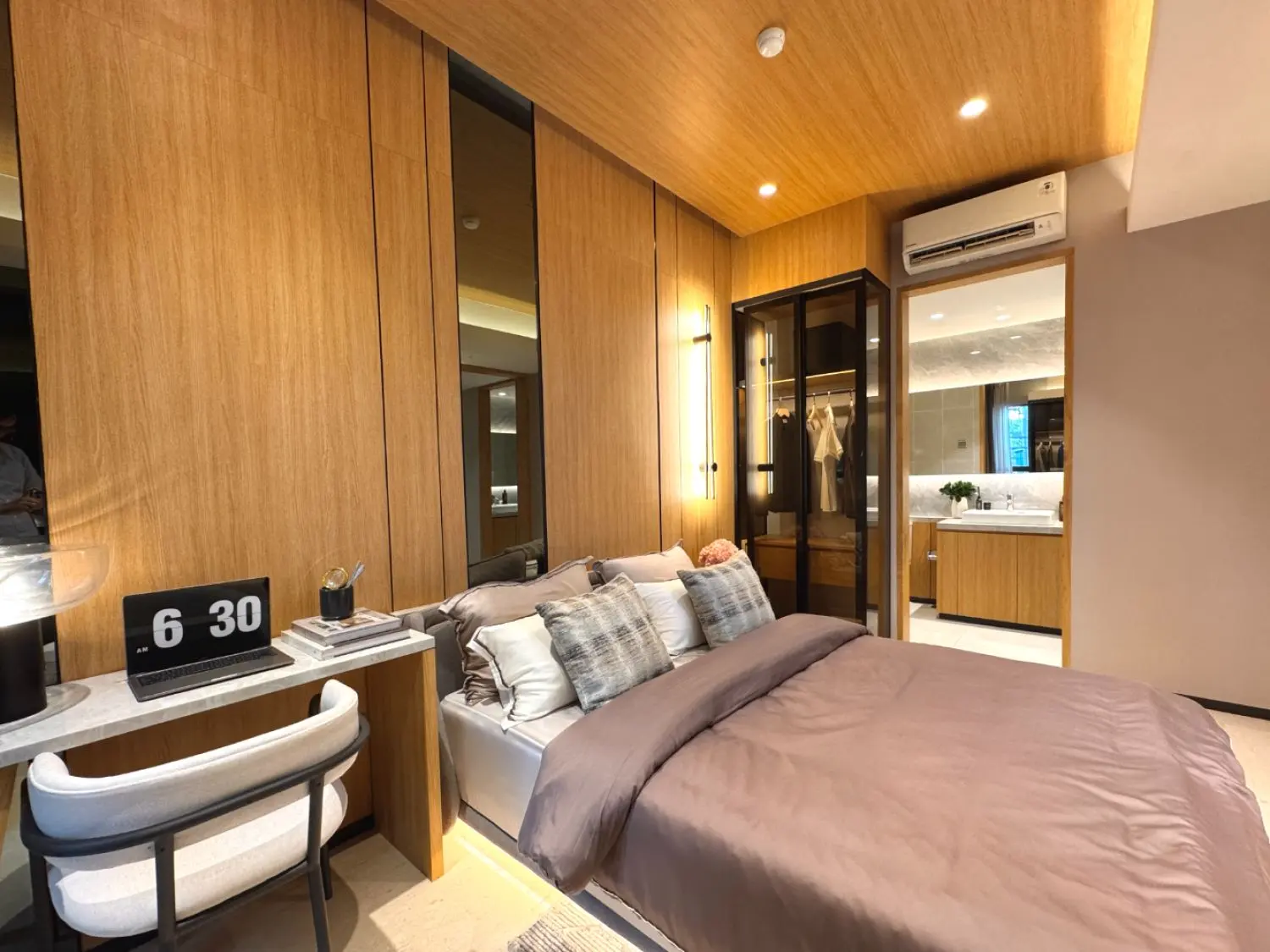 Upper West BSD City — Apartemen, Loft & SOHO Premium di CBD BSD Mulai Rp1,53 Miliar galeri gambar