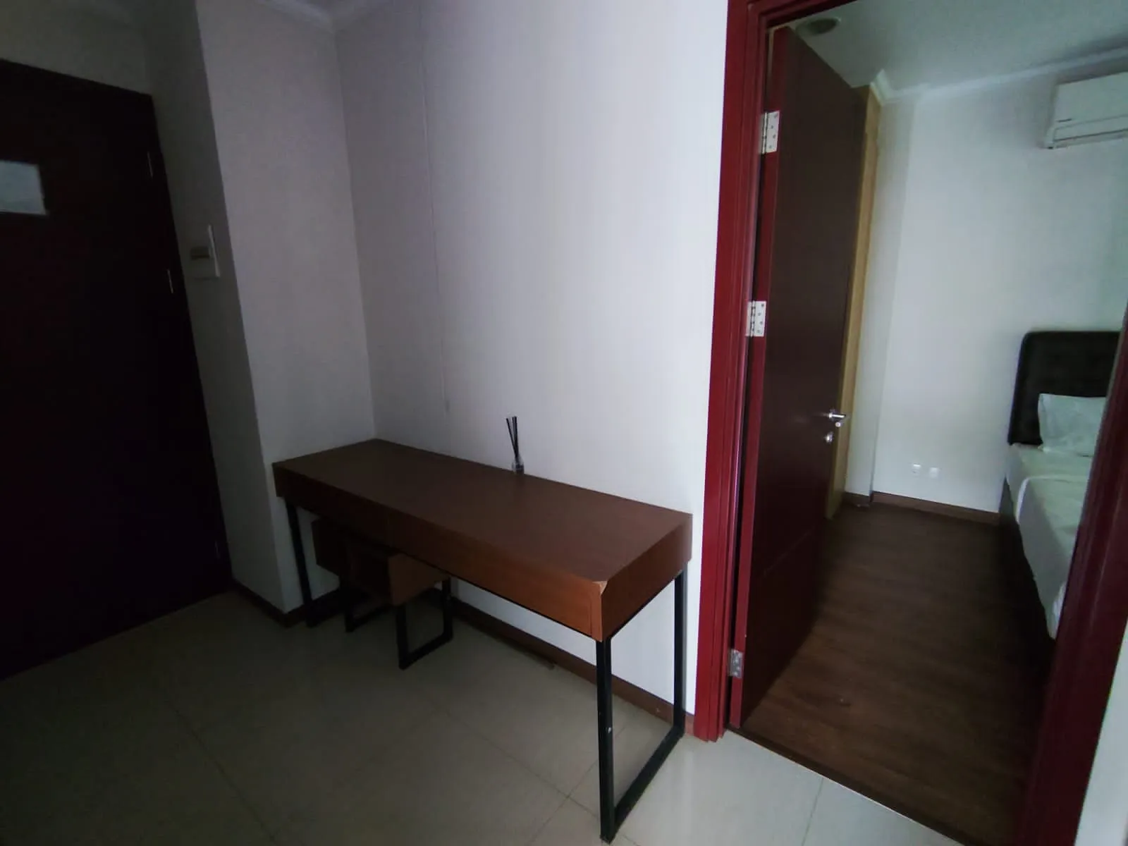 🔥 RUGI BESAR! Loft 2 Lantai BSD – Langsung Pool View, Fully Furnished, Siap Huni! — Foto 9