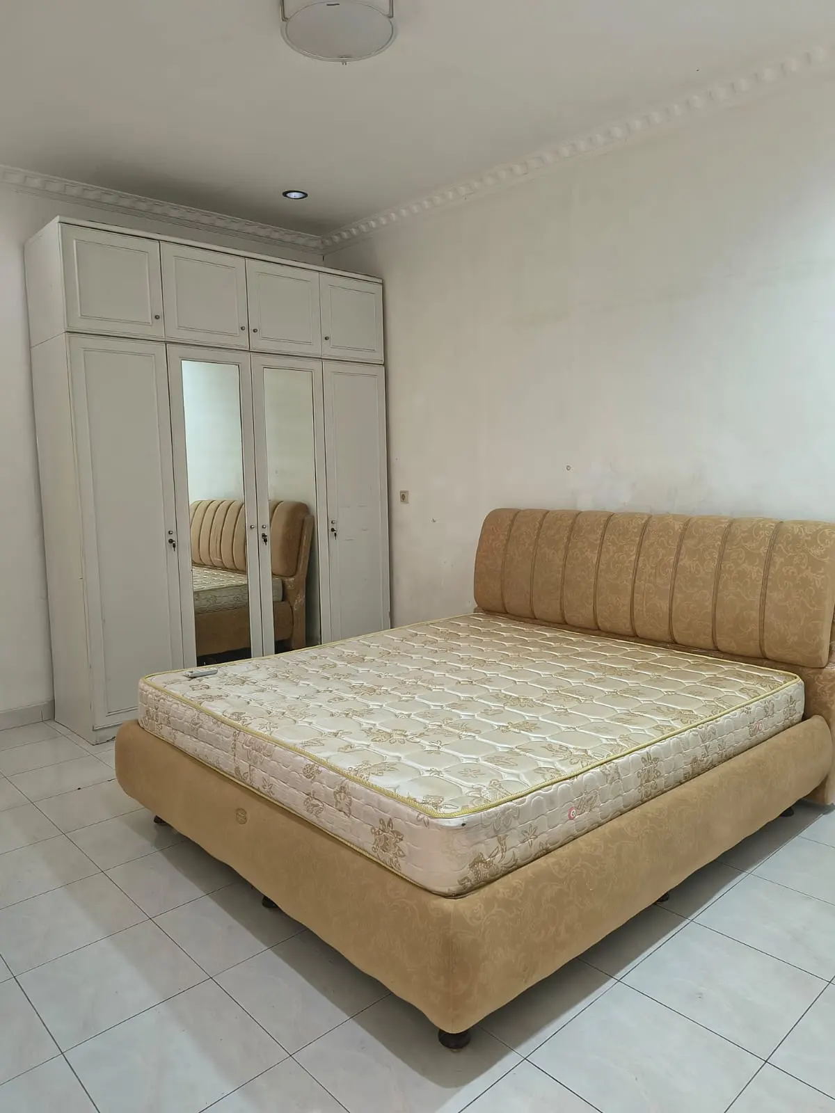 Rumah Sutera Jelita Alam Sutera – Bisa Jual / Sewa, Ada Mezanin! — Foto 3